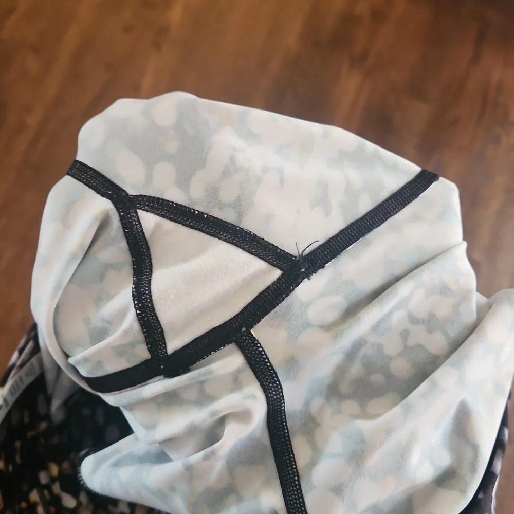 Lululemon Speed Up Tight 28" Size 6 - Picture 7 of 7